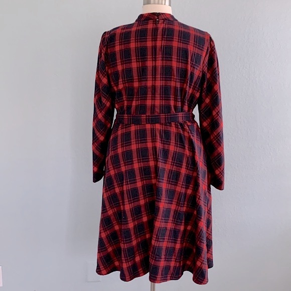 Eloquii Plaid Flannel Dress - Picture 8 of 14